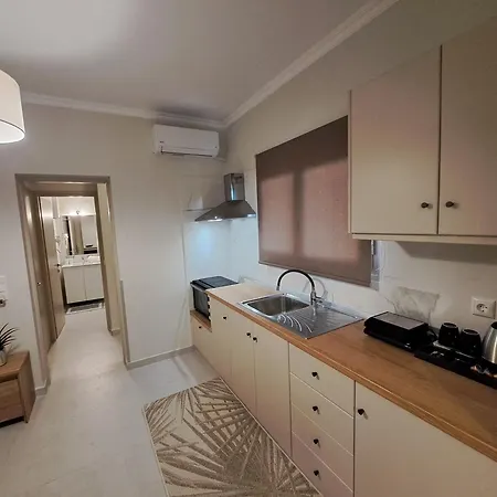 Finikas R002 Corfu (city)